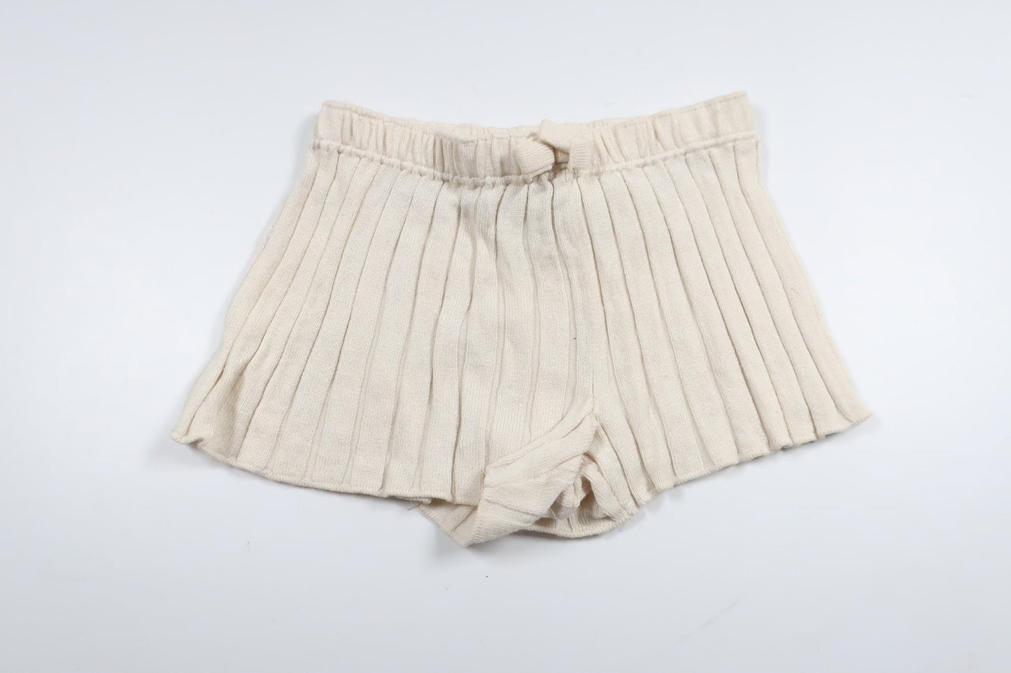 Ribbade shorts från H&M - Storlek 74 - Benvit
