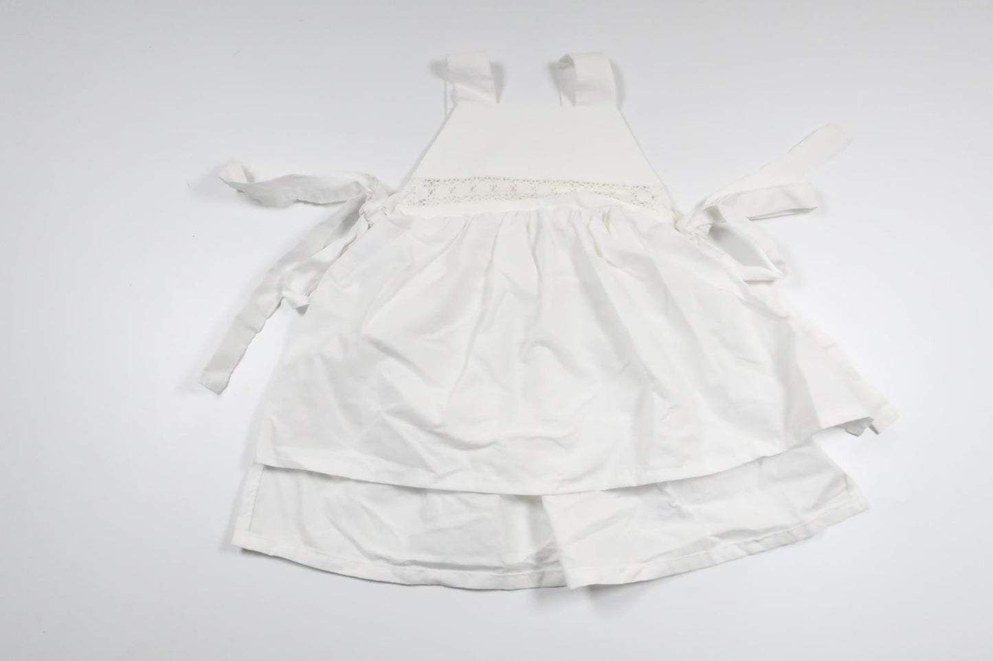 Förkläde/Klänning från Stadsmission Atelié - Storlek 86 - Vit