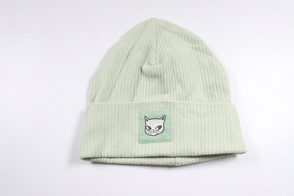 Ribbstickad mössa från H&M - Storlek 104/122 - Grön