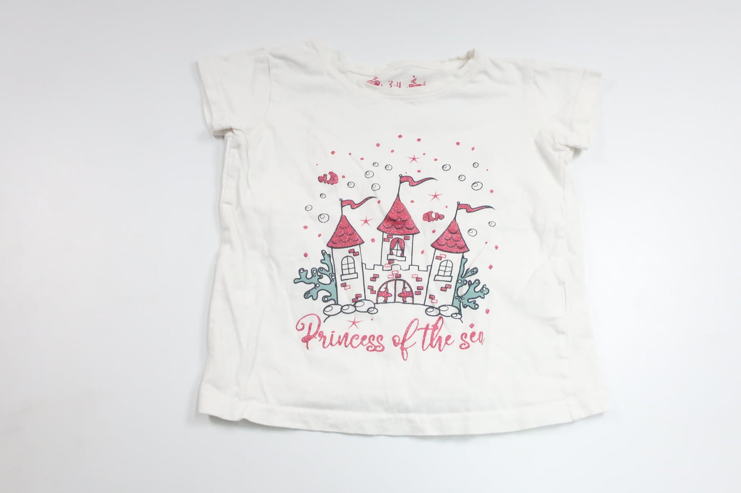 T-shirt från Mana - Storlek 98/104 - Vit