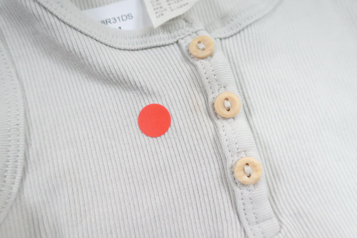 Ribbad body från H&M - Storlek 80 - Grå