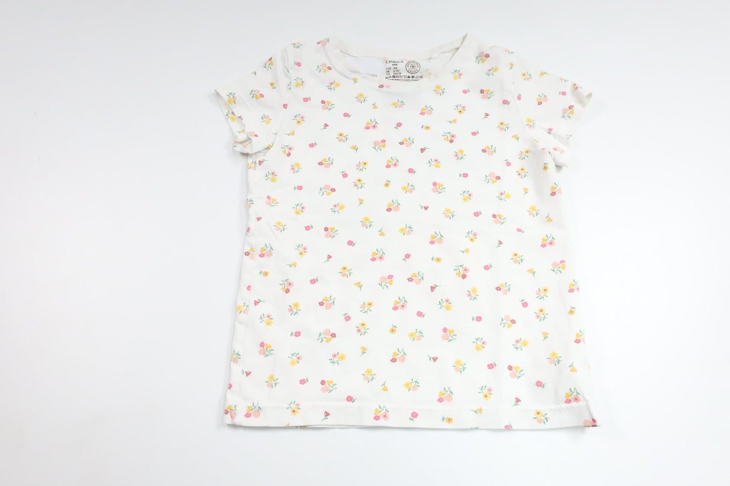 Blommig t-shirt från Lindex - Storlek 104 - Vit