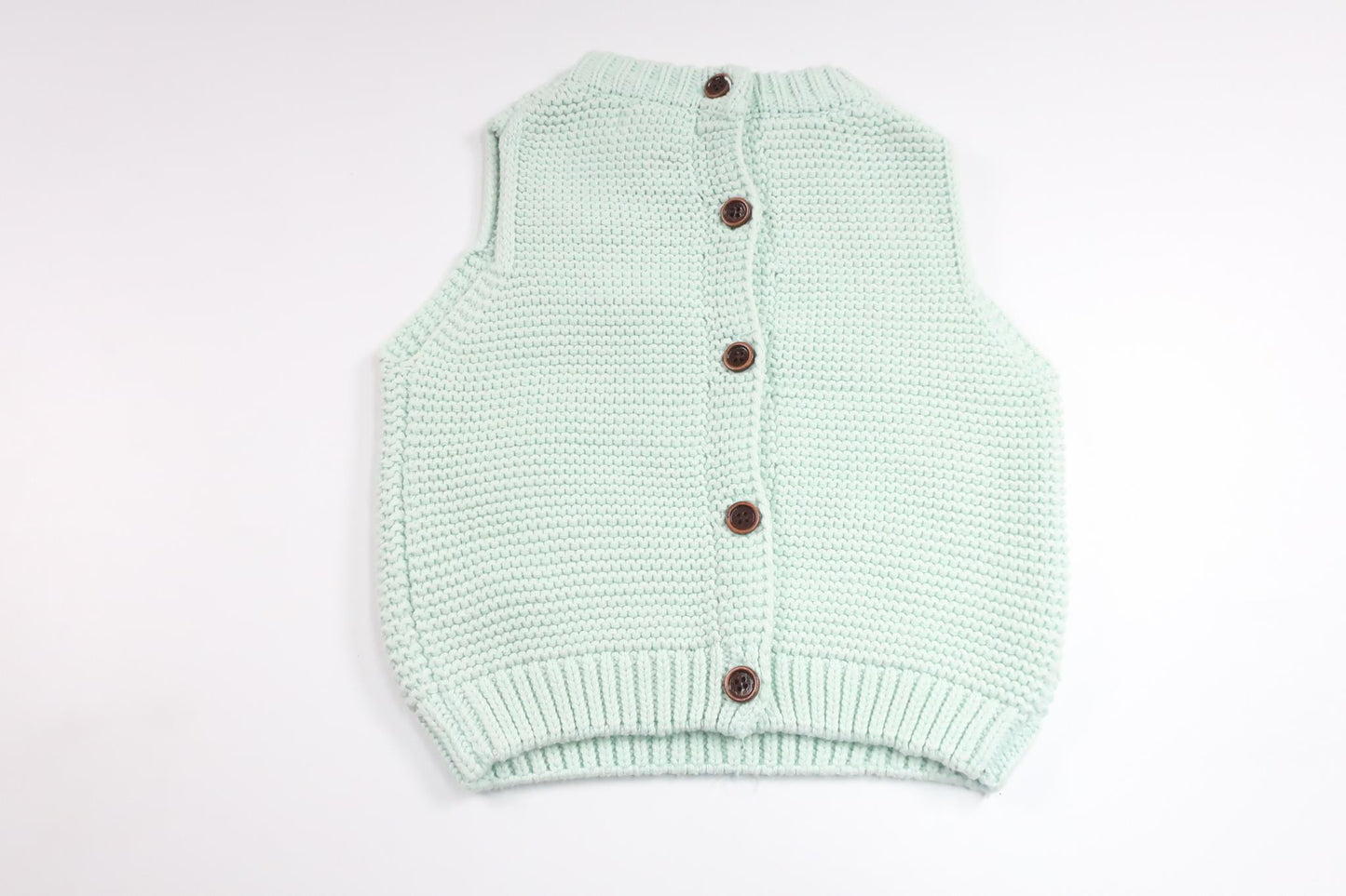 Stickad väst från Suzykids New York - Storlek 110 - Grön