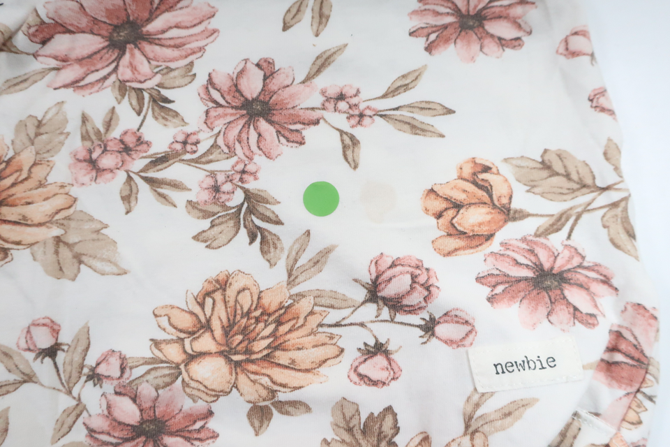 Blommig body från Newbie - Storlek 80 - Vit