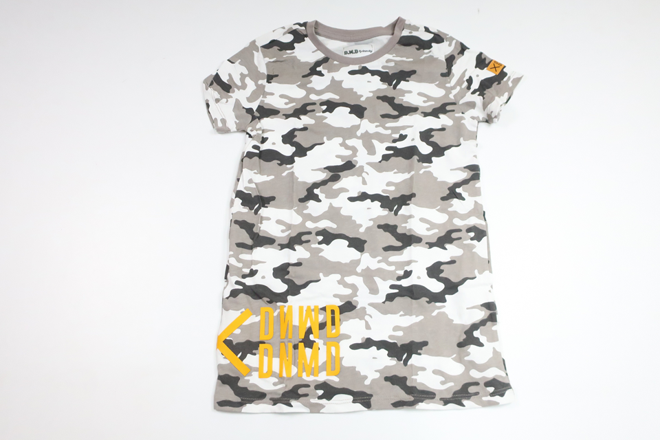 T-shirt från Denim Day - Storlek 122/128 - Grå