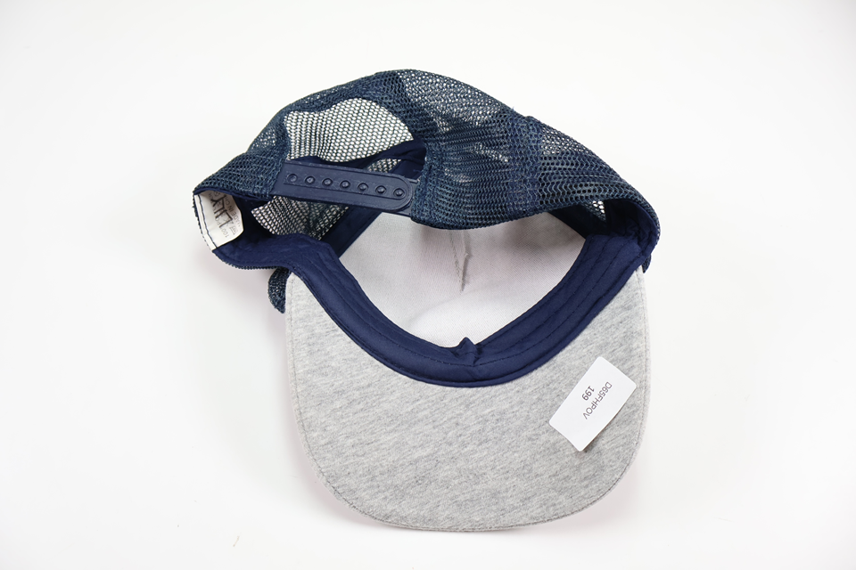 Keps från Okänt - Storlek 52/54 - Grå