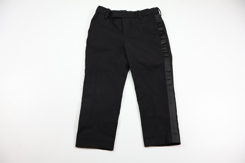 Kostymbyxor från H&M - Storlek 104 - Svart