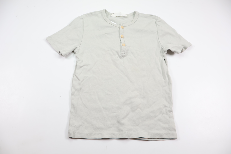 T-shirt från H&M - Storlek 122/128 - Grå