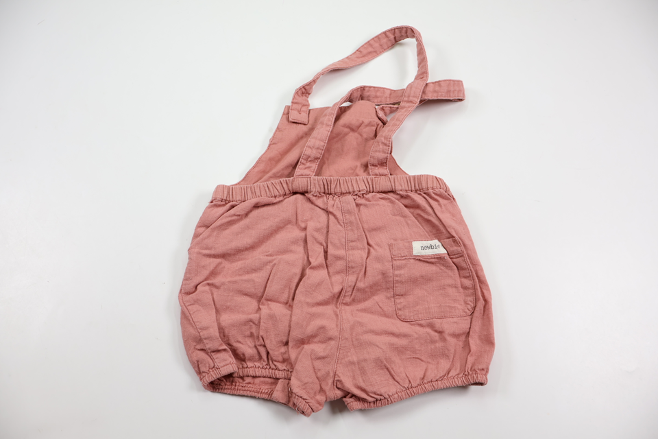 Hängselshorts från Newbie - Storlek 80 - Rosa