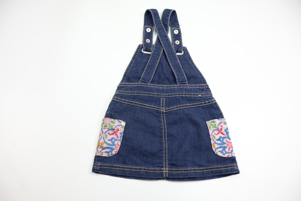 Hängselklänning i jeans från United Colors of Benetton - Storlek 86/92 - Denim
