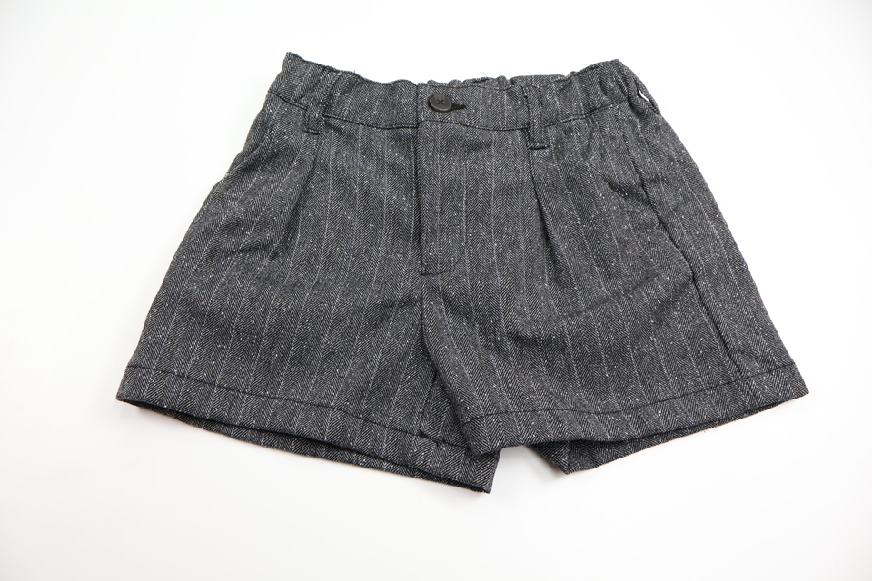 Shorts från H&M - Storlek 110/116 - Grå