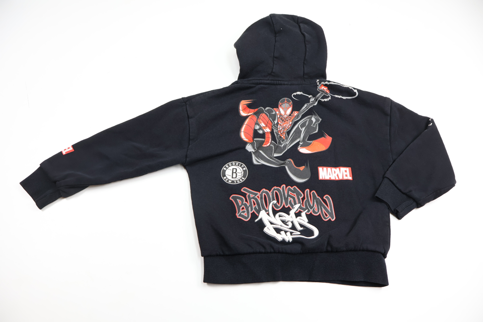 Huvtröja med Spindelmannen från NBA x Marvel - Storlek 116 - Svart