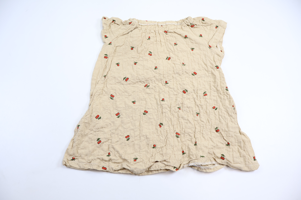Klänning med körsbär från Hemsytt - Storlek 86/92 - Beige