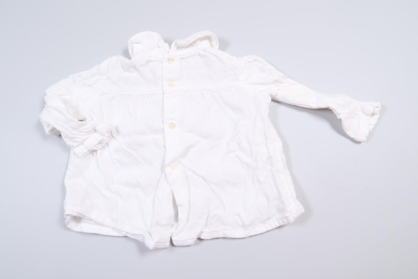 Vit långärmad blus från Zara i storlek 68