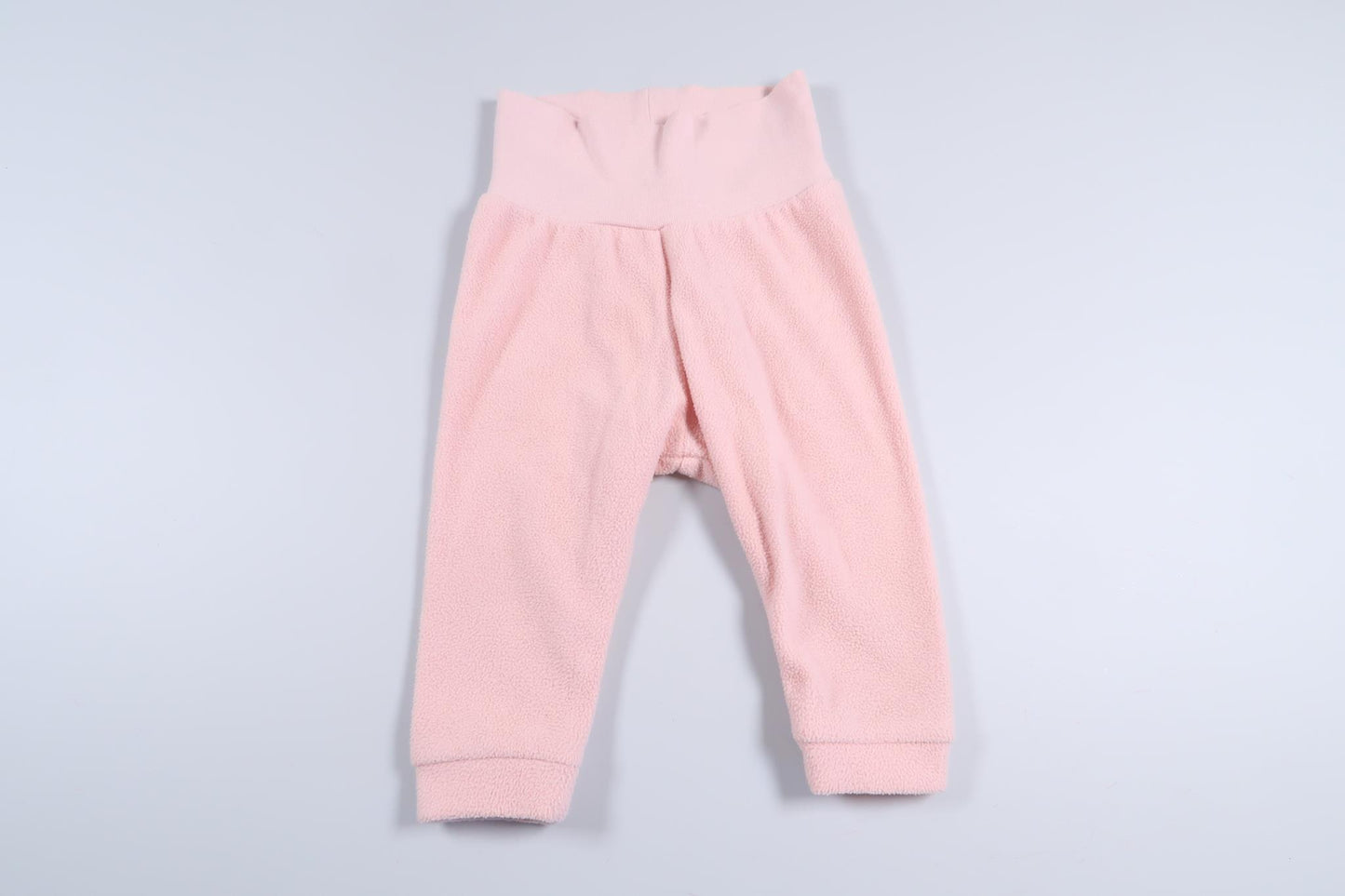 Rosa fleecebyxor från H&M i storlek 68