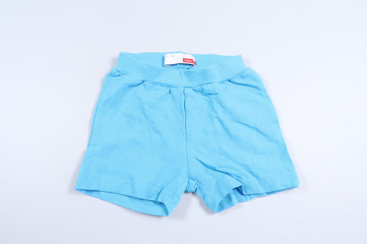 Blåa shorts från Name It i storlek 56
