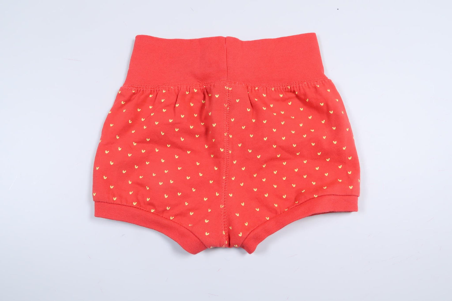 Shorts med jordgubbsmotiv H&M i storlek 56
