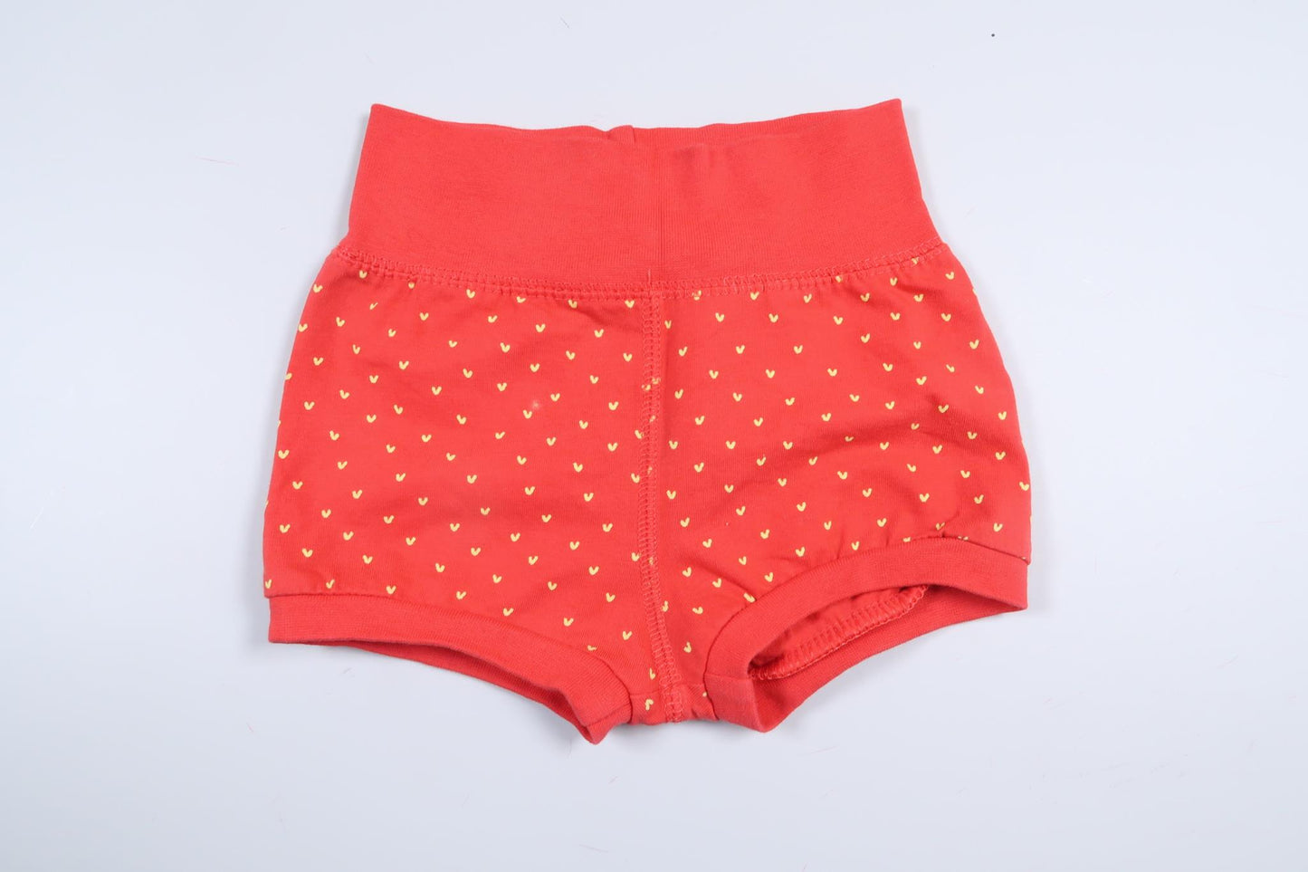 Shorts med jordgubbsmotiv H&M i storlek 56