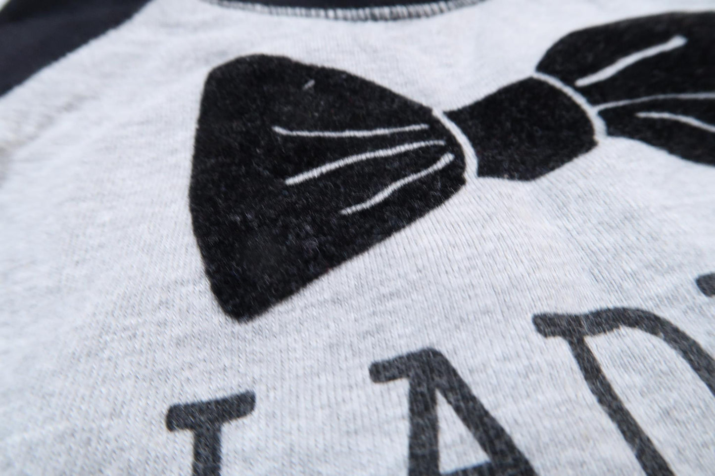 Grå långärmad tröja med text från ICA I Love Eco i storlek 74