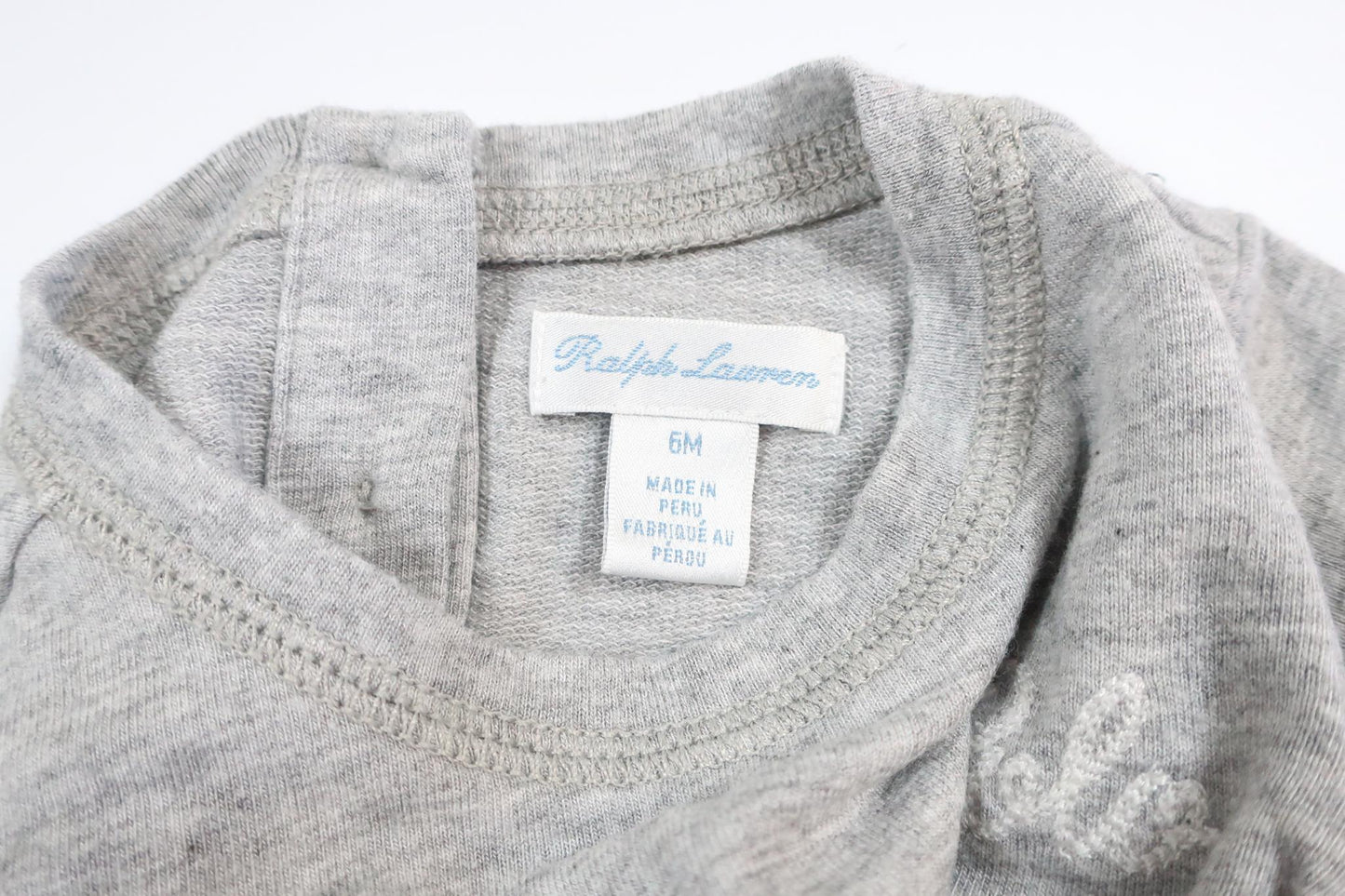 Grå långärmad klänning från Ralph Lauren i storlek 6M