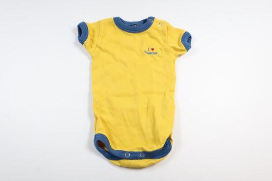 Sverige body från Skogstokig i storlek 50/56