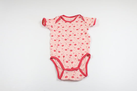 Rosa kortärmad blommig body från VRS i storlek 92