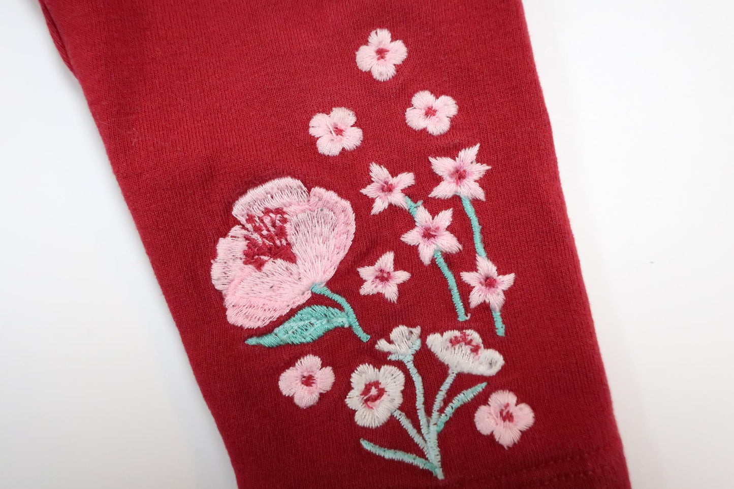 Vinröda byxor från H&M i storlek 74