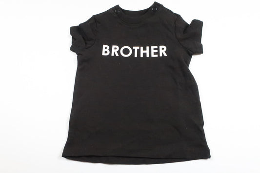 T-shirt "Brother" från H&M - Storlek 50/56 - Svart
