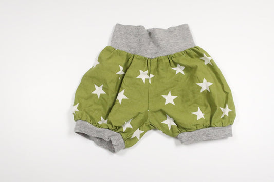 Shorts från Okänt - Storlek 62/68 - Grön