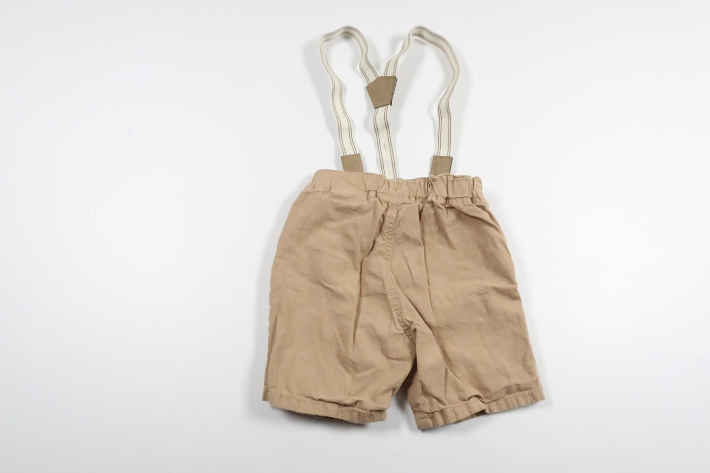Hängselshorts från H&M - Storlek 74 - Beige