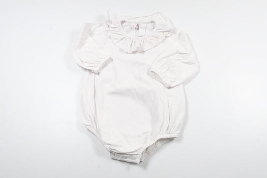 Body med volang från ICA I Love Eco - Storlek 62 - Vit