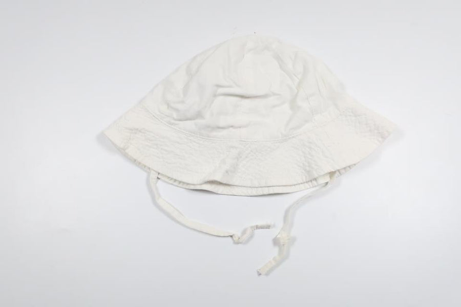 Solhatt från H&M - Storlek 92 - Vit