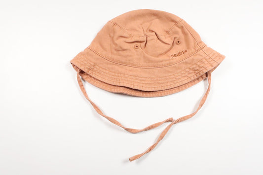 Solhatt från Newbie - Storlek 44/46 - Brun