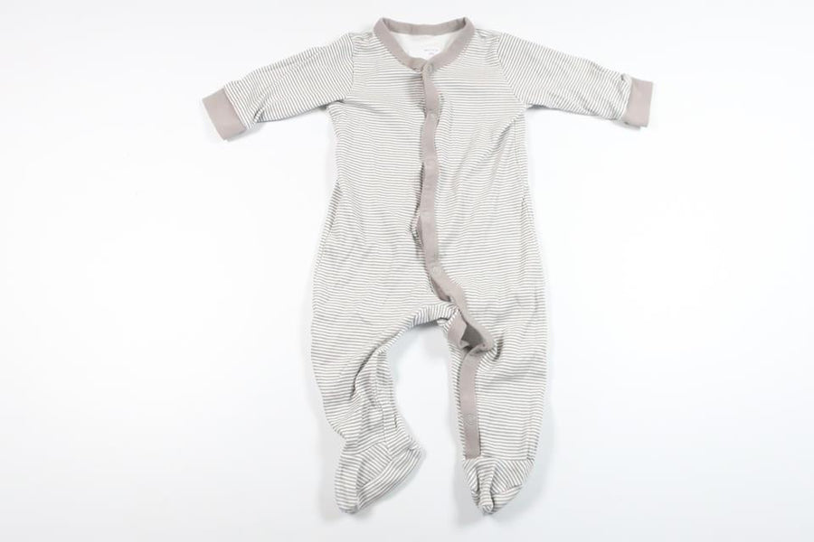 Randig pyjamas från Okänt - Storlek 62/68 - Grå