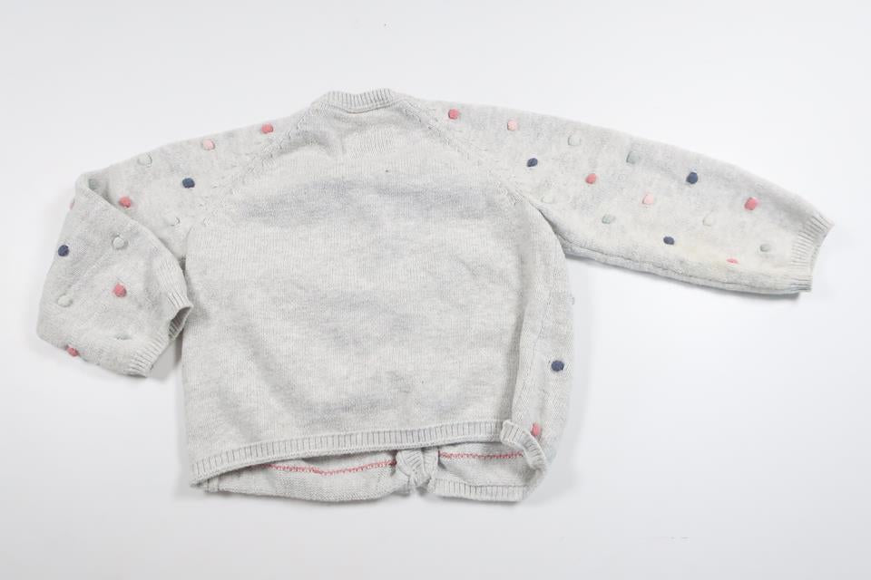 Stickad kofta med prickar från H&M - Storlek 80 - Grå