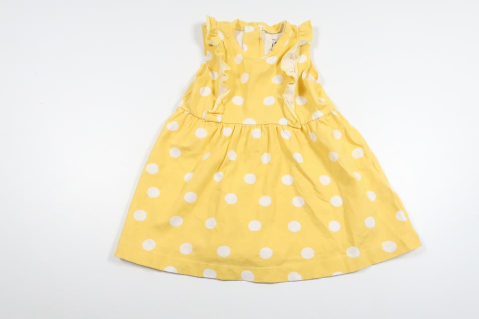 Prickig klänning från ICA I Love Eco - Storlek 68 - Gul