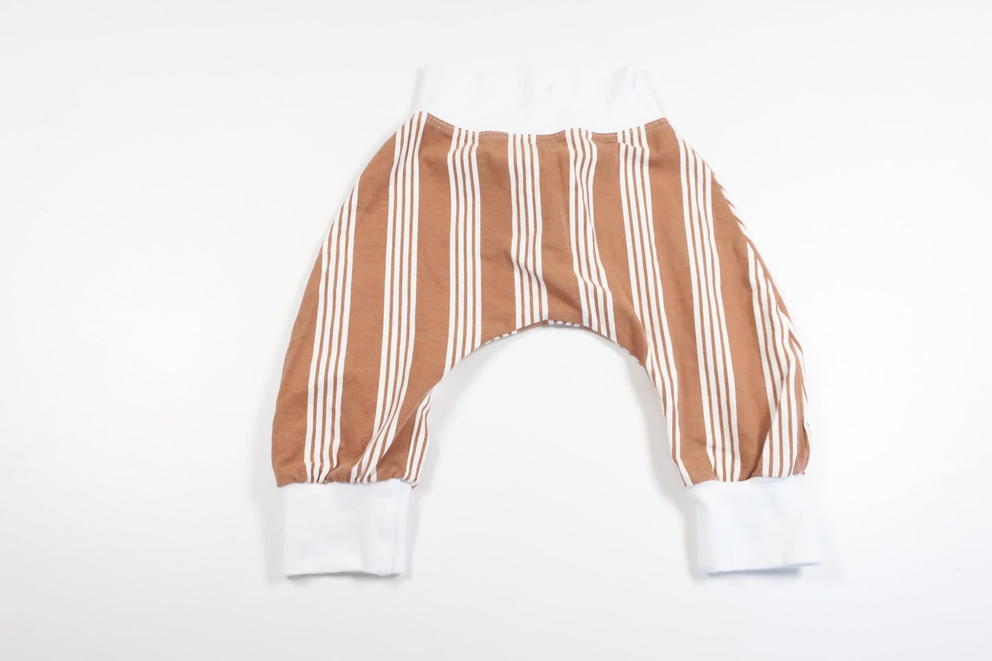 Randiga byxor från Okänt - Storlek 68 - Beige