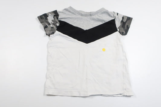 T-shirt från Okänt - Storlek 98 - Multi