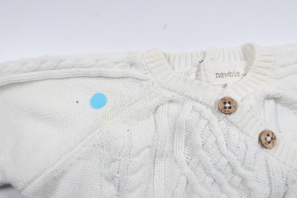Stickad tröja från Newbie - Storlek 62 - Vit