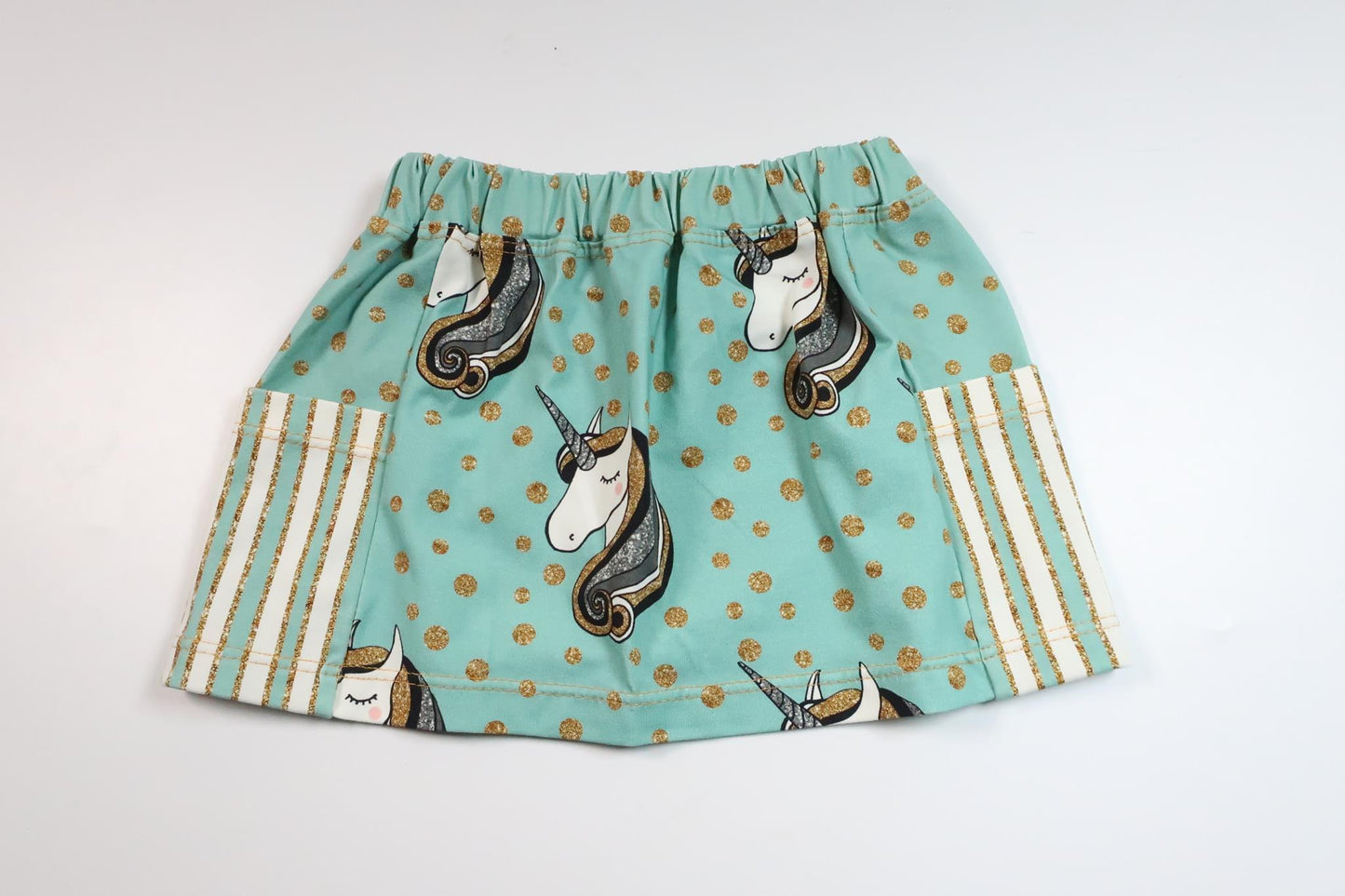 Kjol med enhörningar från Okänt - Storlek 98 - Blå