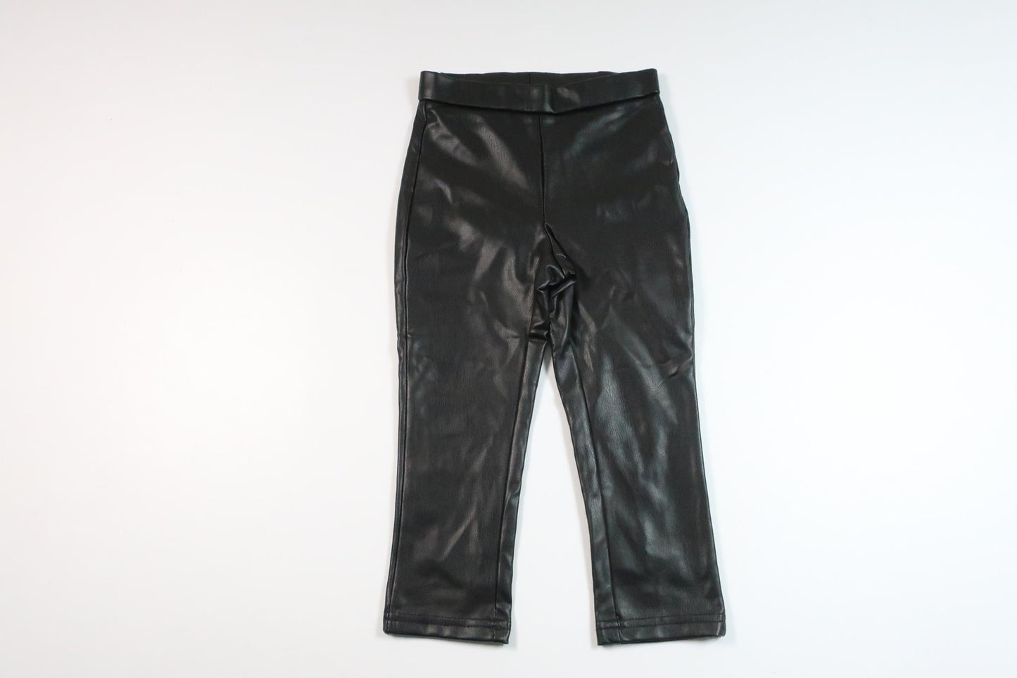 Byxor i skinnimitation från Okänt - Storlek 86/92 - Svart