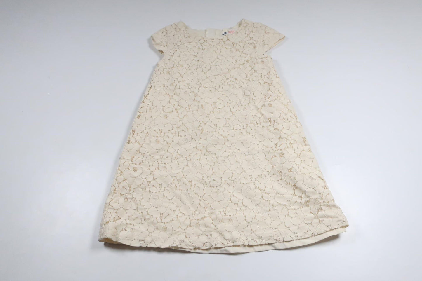 Spetsklänning från H&M - Storlek 116 - Benvit