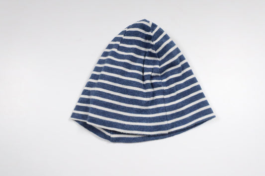 Randig mössa från Åhléns - Storlek 44/46 - Blå