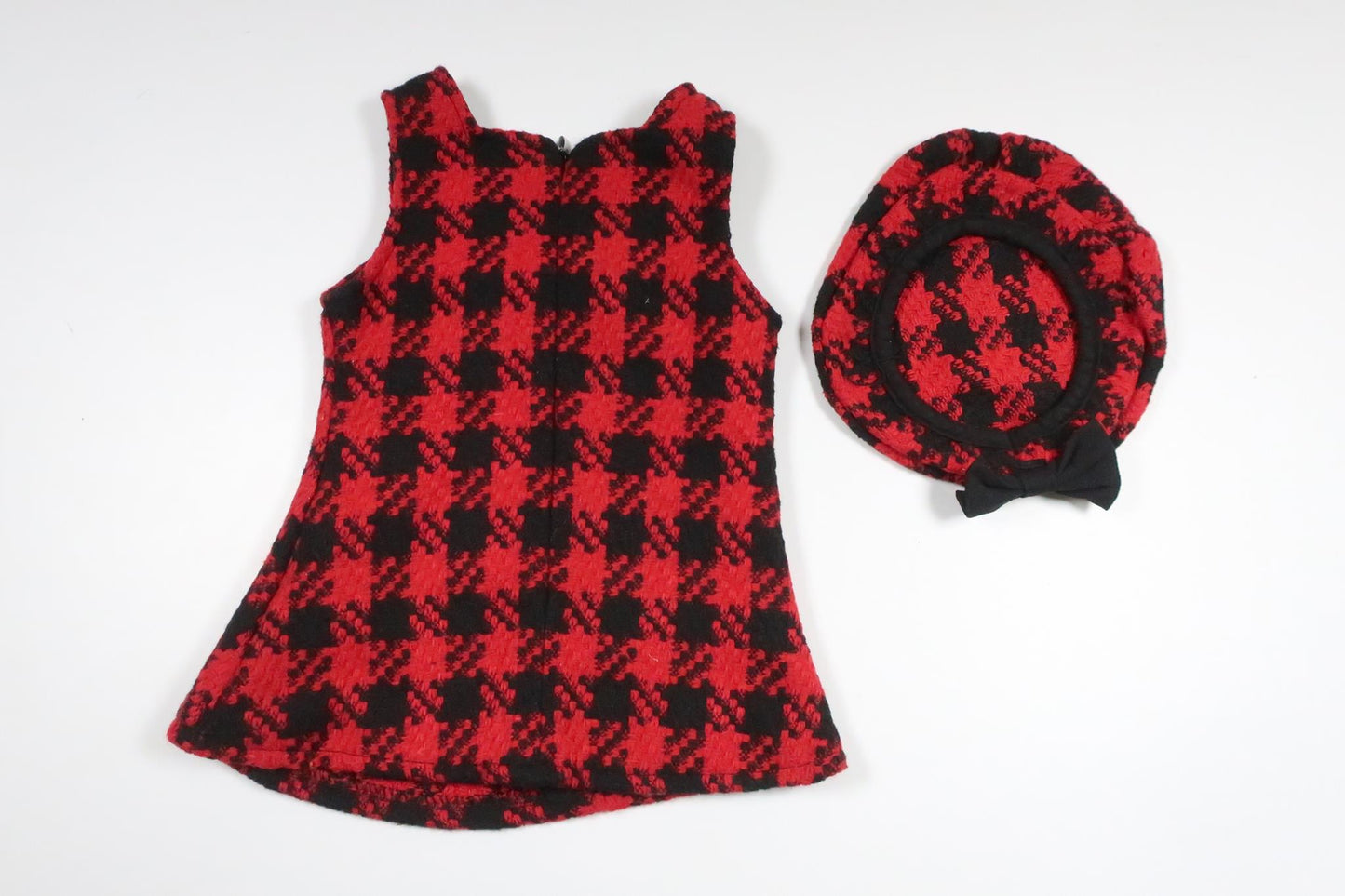 Rutig klänning med matchande mössa från Okänt - Storlek 74 - Röd