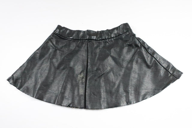 Kjol i skinnimitation från H&M - Storlek 92 - Svart