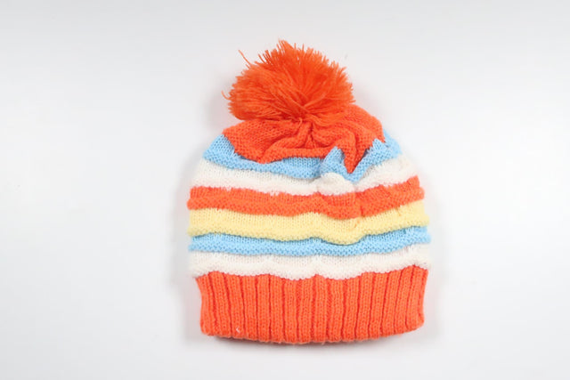 Handstickad mössa från Okänt - Storlek 56/62 - Orange