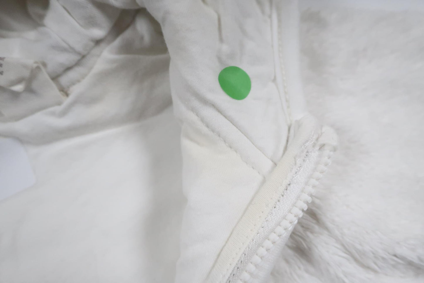 Munkjacka i fleece från H&M - Storlek 62 - Vit