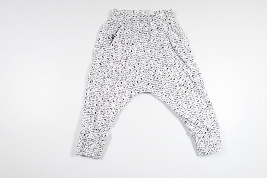 Byxor från BEBE - Storlek 70 - Vit