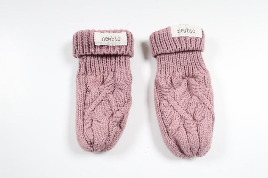 Fleecefodrade stickade vantar från Newbie - Storlek One size - Lila