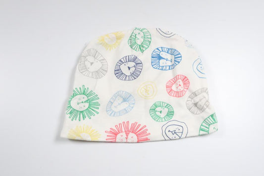 Mössa från Åhléns - Storlek 48/50 - Vit